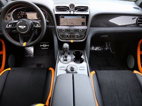 New 2026 Bentley Bentayga Speed image 4