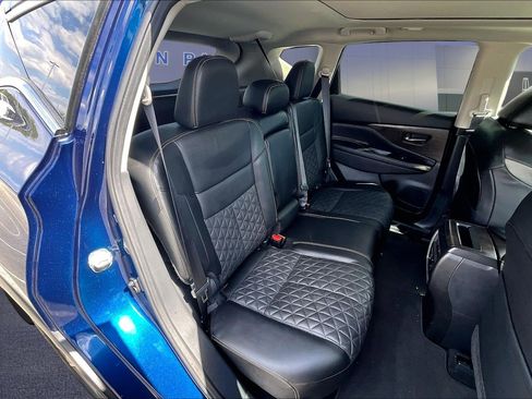 Used 2021 Nissan Murano Platinum w/ Cargo Package image 25