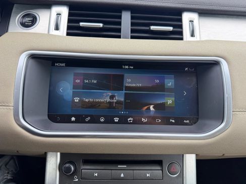 Used 2017 Land Rover Range Rover Evoque SE AWD/4WD image 19