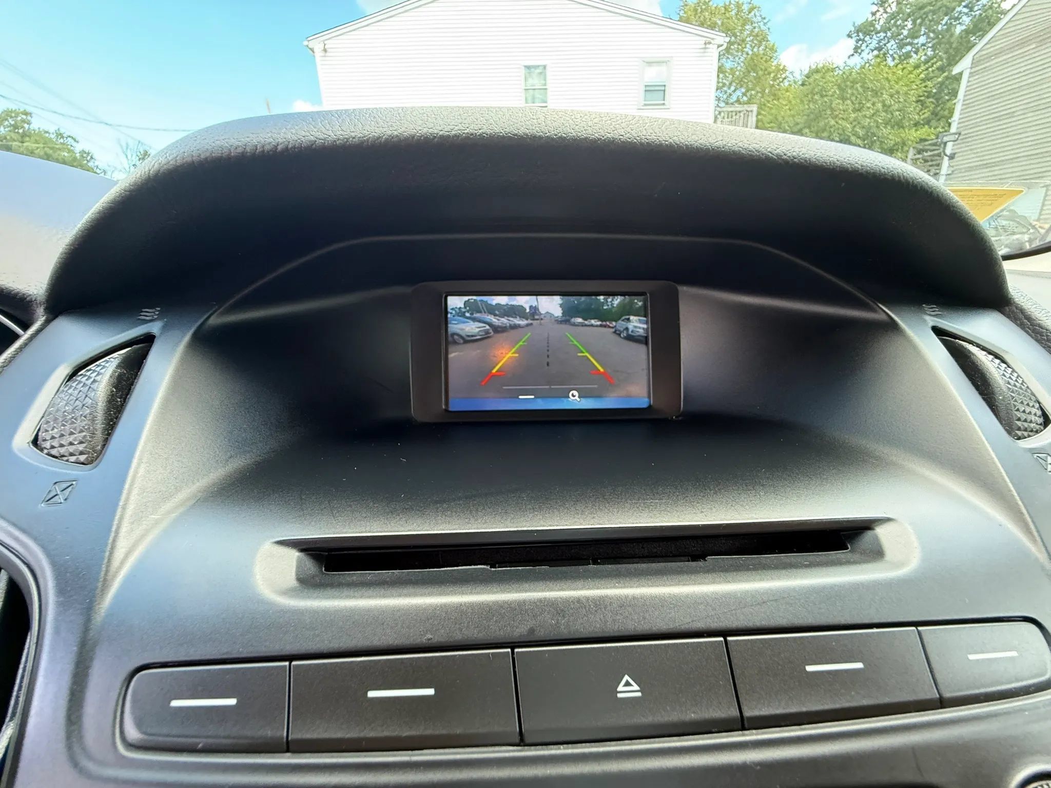 Used 2016 Ford Focus SE FWD image 14