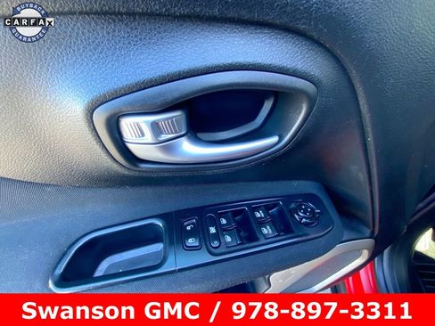 Used 2016 Jeep Renegade Sport w/ Power & Air Group image 21