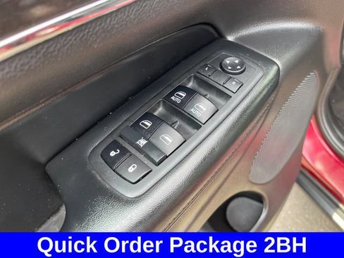 Used 2018 Jeep Grand Cherokee Limited w/ Luxury Group II AWD/4WD image 11