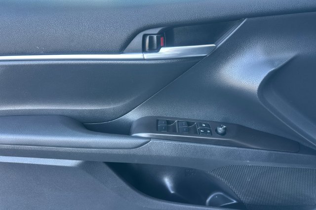 Certified 2024 Toyota Camry SE FWD image 14