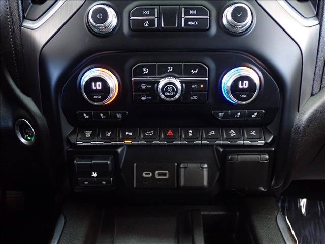 Used 2023 GMC Sierra 2500 Denali w/ Denali Black Diamond Edition AWD/4WD image 20