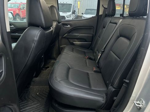 Used 2017 GMC Canyon SLT image 9