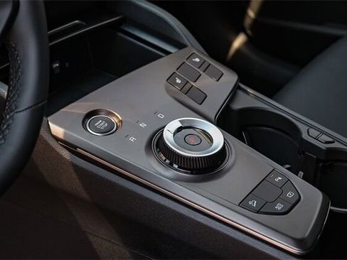 Certified 2026 Kia Sportage EX w/ EX Panoramic Sunroof Package image 17