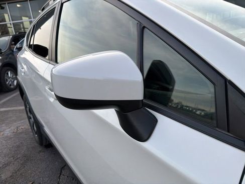 Used 2019 Subaru Crosstrek 2.0i Premium image 3