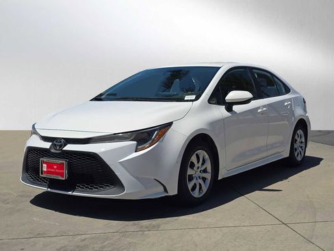 Used 2021 Toyota Corolla LE w/ Carpet Mat Package (TMS) FWD image 7