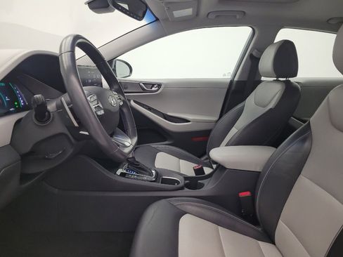 Used 2020 Hyundai Ioniq Limited image 17