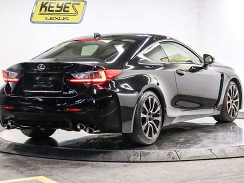 Used 2016 Lexus RC F w/ Premium Package RWD image 4