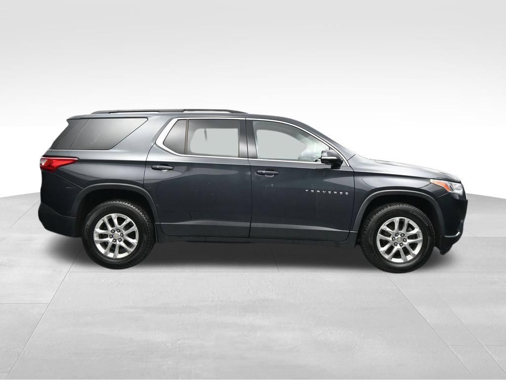 Used 2020 Chevrolet Traverse LT w/ LPO, Floor Liner Package FWD image 6
