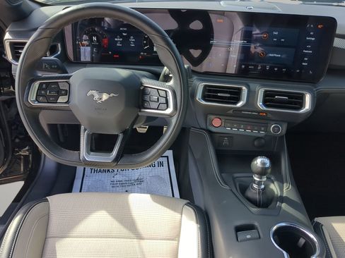 Certified 2025 Ford Mustang GT Premium image 42