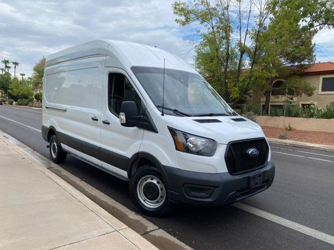 Used 2021 Ford Transit 250 148 High Roof RWD image 3