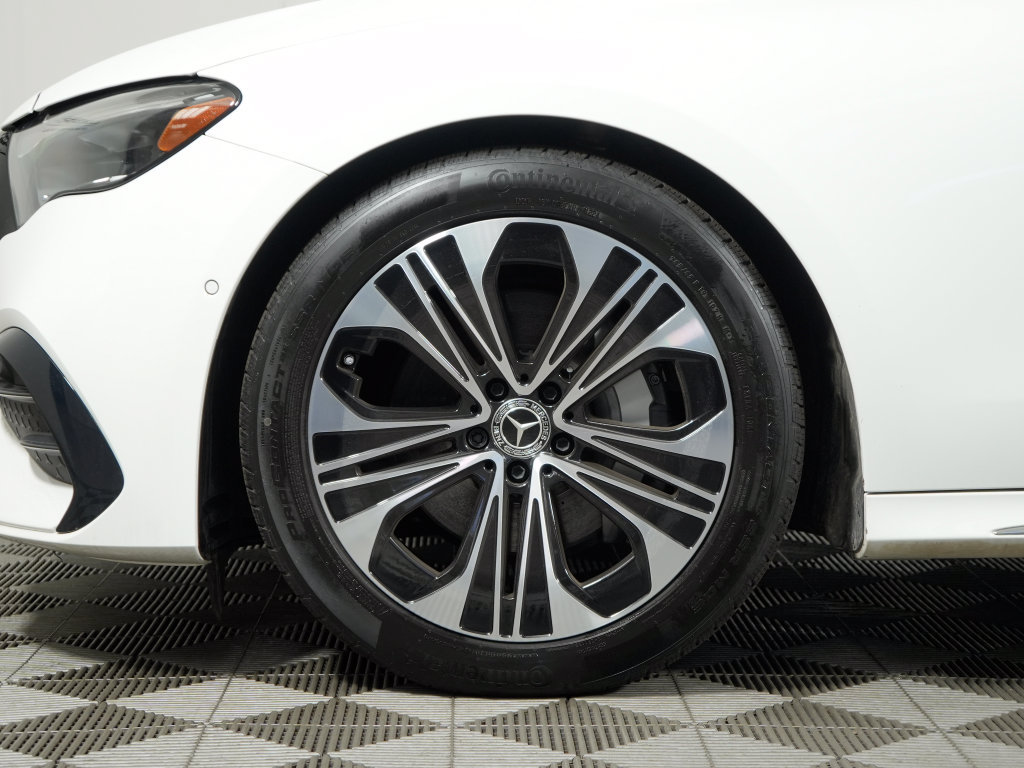 Certified 2024 Mercedes-Benz E 350 4MATIC Sedan image 9