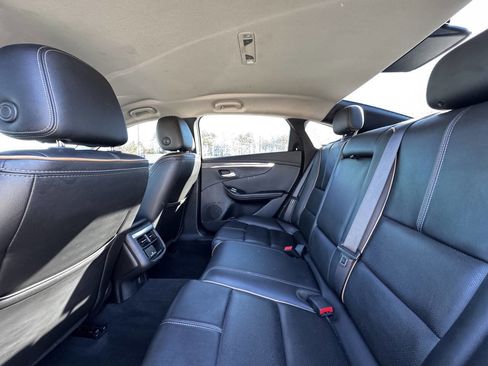Used 2019 Chevrolet Impala Premier image 13