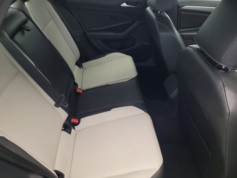 Used 2019 Volkswagen Jetta R-Line image 19