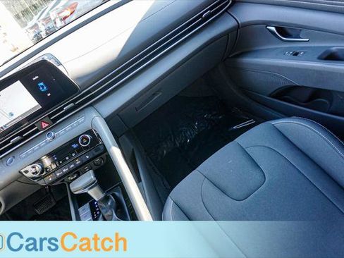 Used 2023 Hyundai Elantra SEL w/ Convenience Package image 25