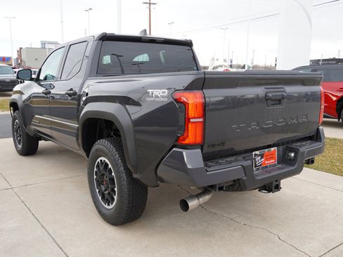 New 2026 Toyota Tacoma TRD Off-Road image 9