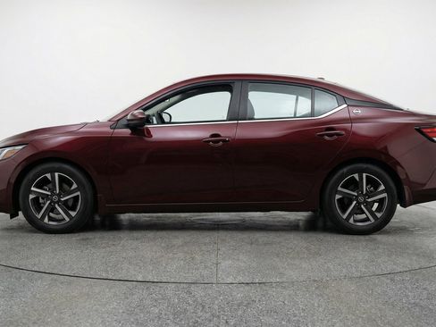 Used 2025 Nissan Sentra SV FWD image 5
