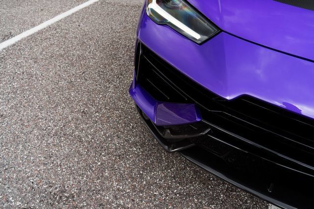 Used 2024 Lamborghini Urus Performante AWD/4WD image 12