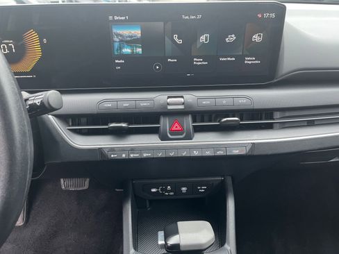 Used 2025 Kia K4 LXS image 17