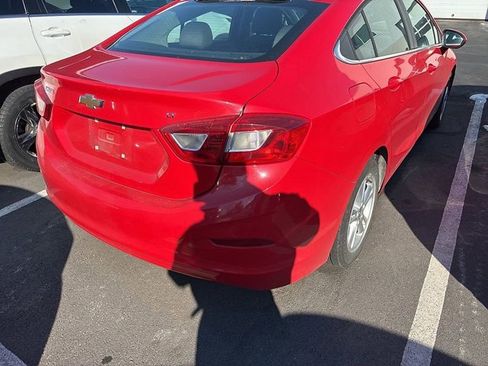 Used 2016 Chevrolet Cruze LT image 7