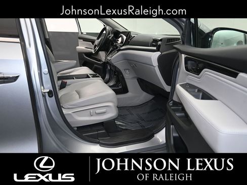 Used 2019 Honda Odyssey Elite image 12