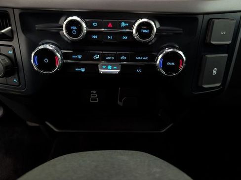 Used 2025 Ford F150 XLT w/ Equipment Group 301A Standard image 30