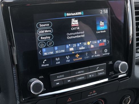 Used 2022 Nissan Frontier S image 27