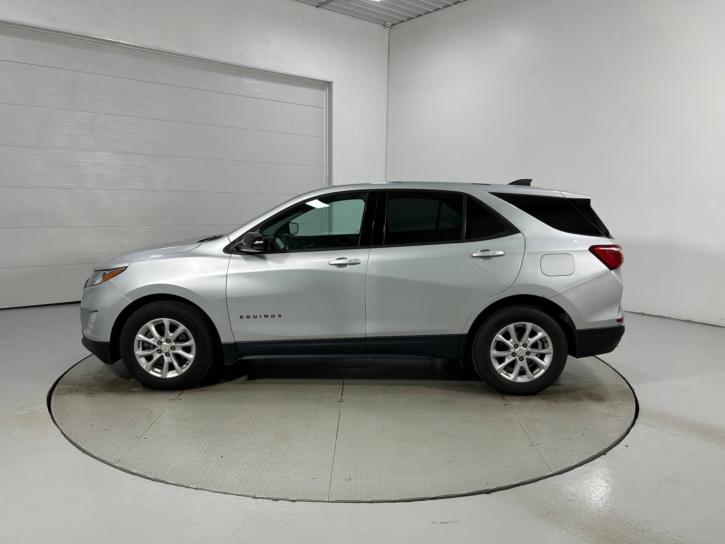 Used 2019 Chevrolet Equinox LT AWD/4WD image 21