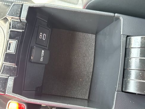 Used 2025 Toyota Corolla XSE FWD image 28