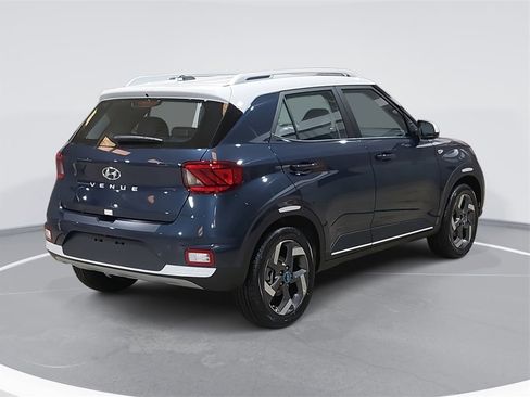 New 2026 Hyundai Venue SEL image 5
