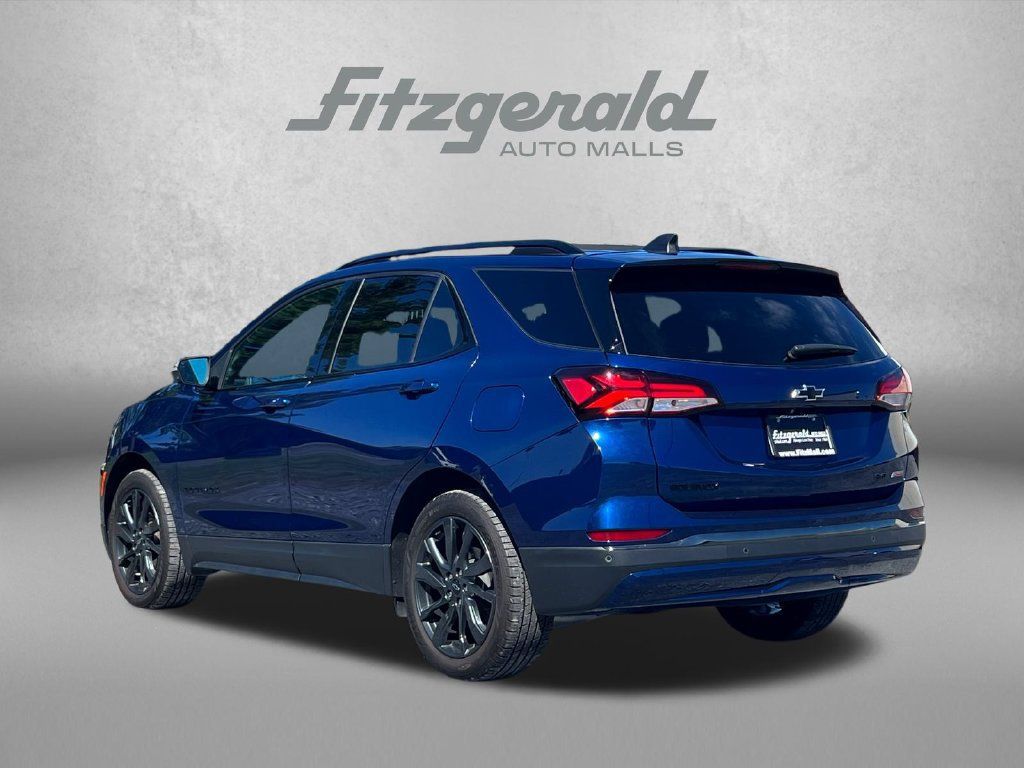 Used 2022 Chevrolet Equinox RS w/ RS Leather Package AWD/4WD image 9