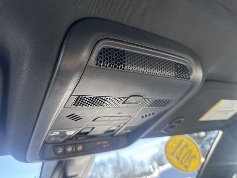 Used 2021 Cadillac XT6 Sport image 29