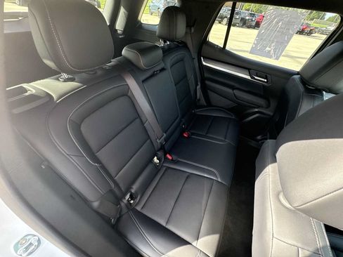Used 2026 GMC Terrain Elevation w/ Elevation Premium Package FWD image 29
