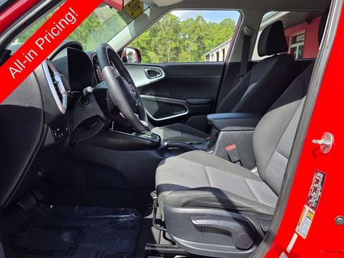 Used 2022 Kia Soul LX w/ Technology Package FWD image 9