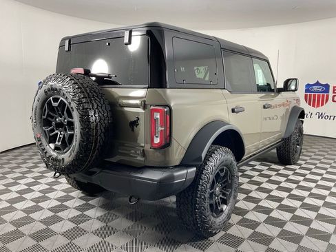 New 2026 Ford Bronco Badlands AWD/4WD image 3