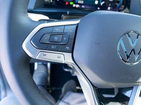 New 2026 Volkswagen Atlas Cross Sport SEL R-Line AWD/4WD image 23