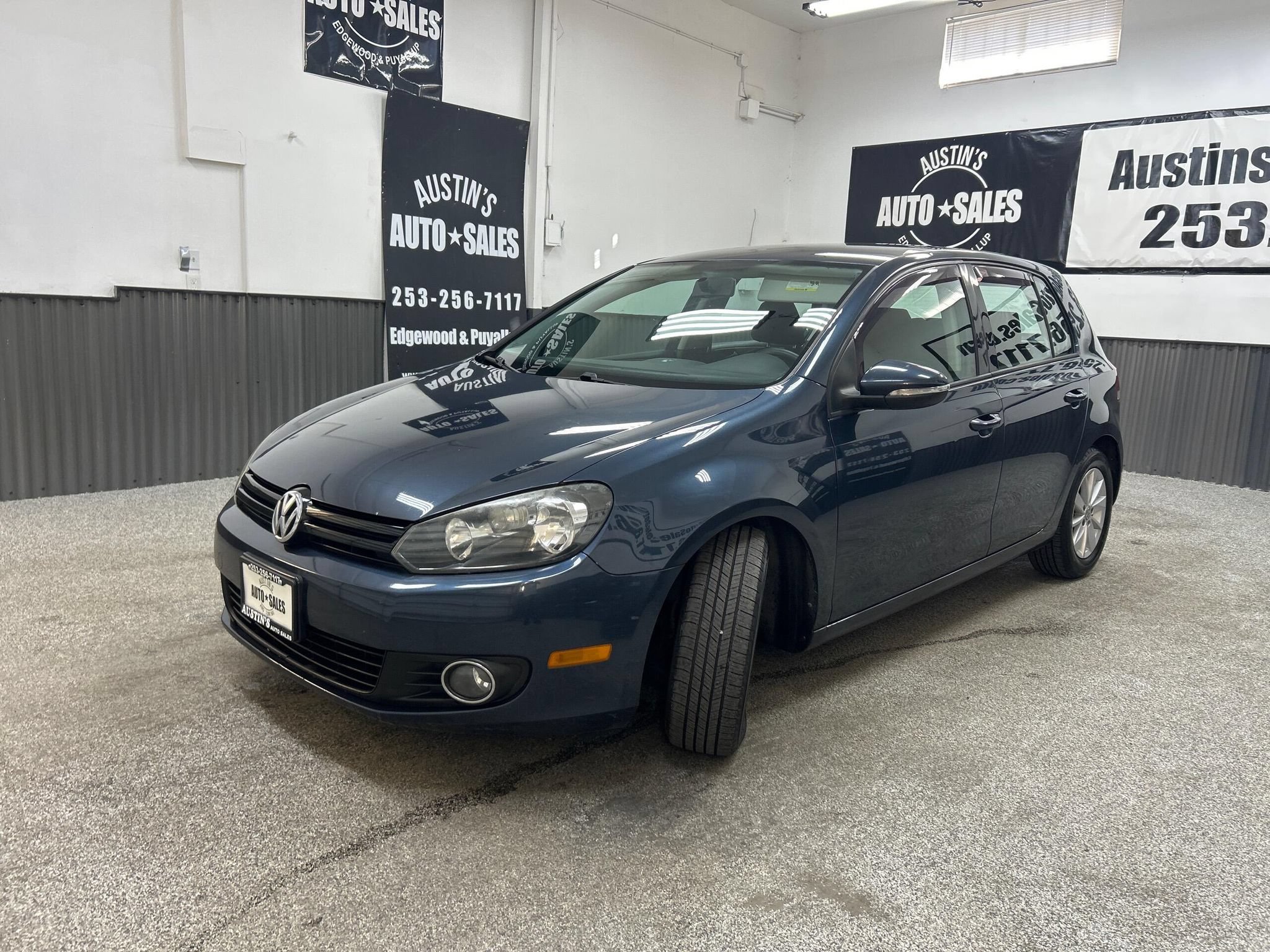 Used 2012 Volkswagen Golf TDI FWD image 3