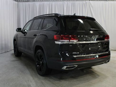 Used 2023 Volkswagen Atlas SE w/ Black Wheel Package image 23