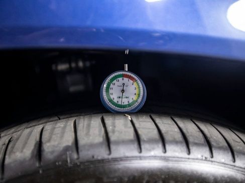 Used 2021 BMW X6 xDrive40i w/ M Sport Package image 42