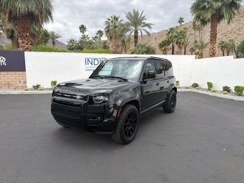 Used 2021 Land Rover Defender 110 X-Dynamic HSE image 1