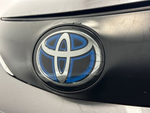 Used 2021 Toyota Sienna XLE image 14