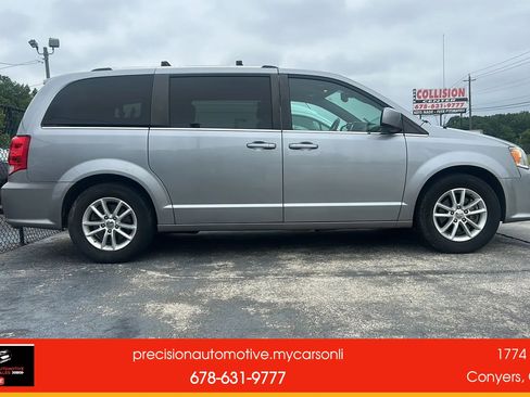 Used 2019 Dodge Grand Caravan SXT FWD image 8