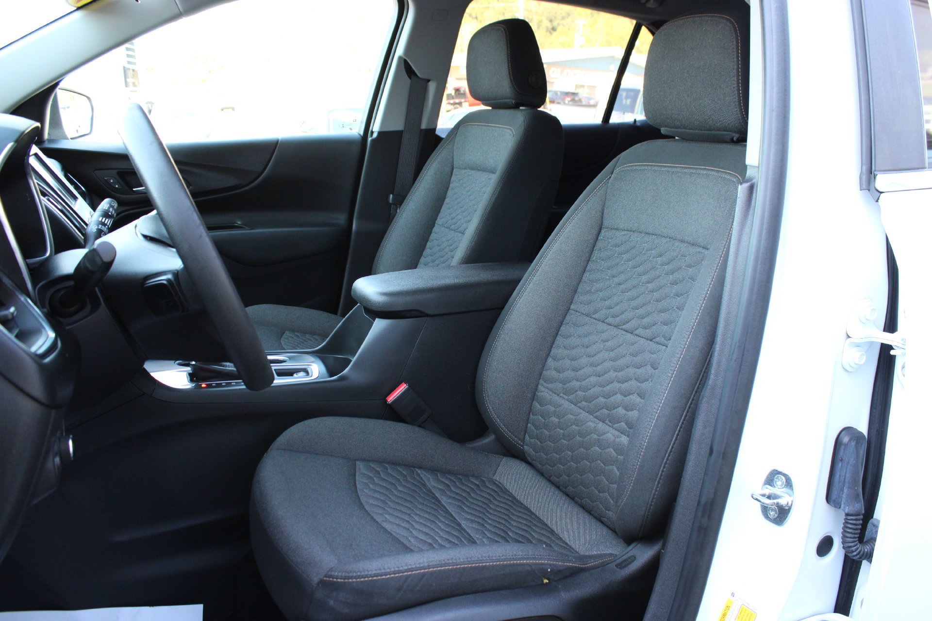 Used 2021 Chevrolet Equinox LT FWD image 15