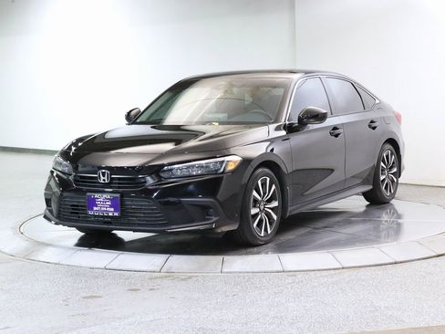 Used 2024 Honda Civic EX image 5