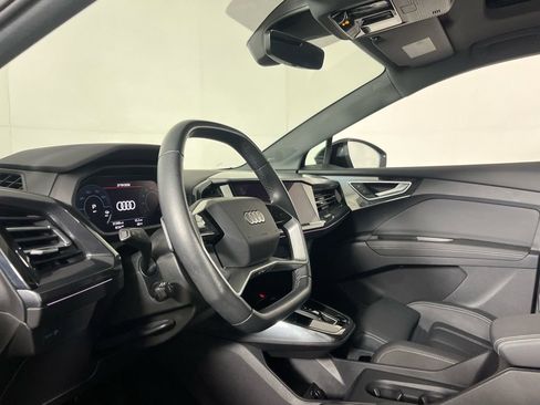 Used 2023 Audi Q4 e-tron Premium Plus w/ Premium Plus image 22