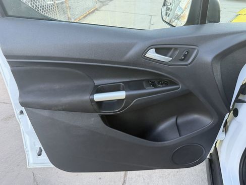 Used 2015 Ford Transit Connect XLT image 10