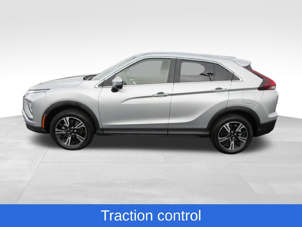 Used 2025 Mitsubishi Eclipse Cross SE AWD/4WD image 2
