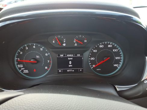 Certified 2023 Chevrolet Traverse LT w/ LPO, Floor Liner Package image 19